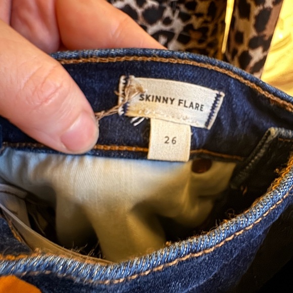Madewell Skinny Flare Jeans in Rinse Wash, size 26,) - Picture 9 of 9